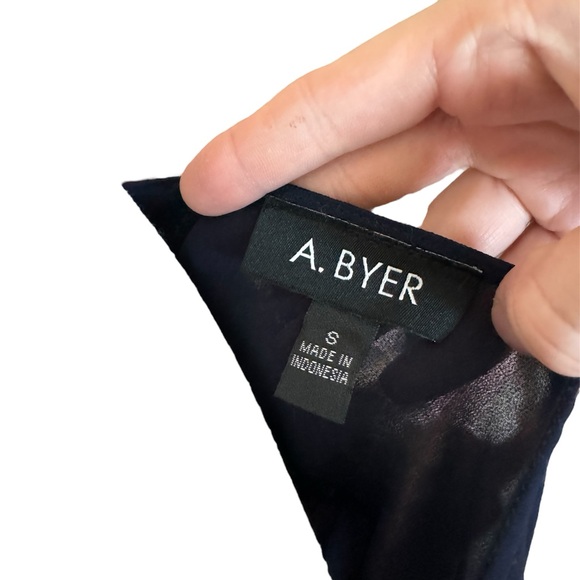 Blouse - Picture 6 of 6